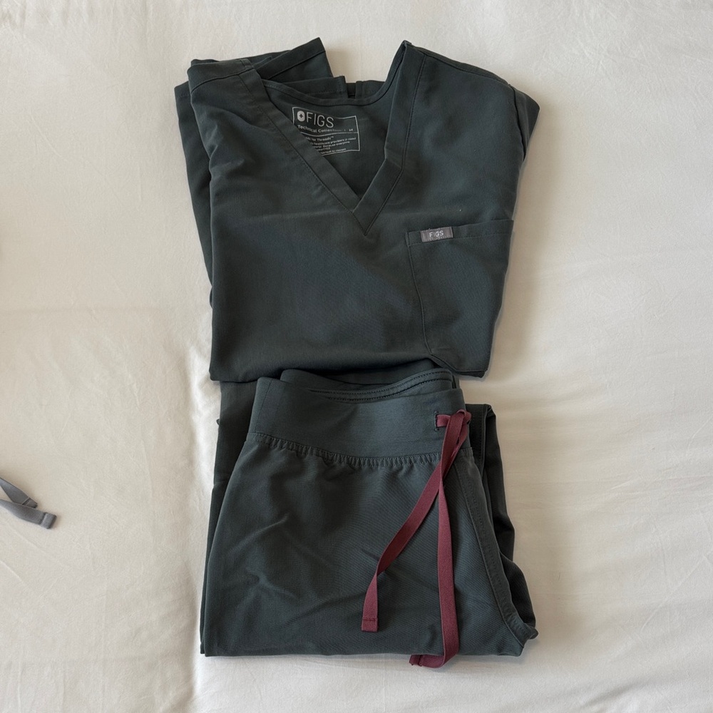 Figs Eucalyptus Scrub Set